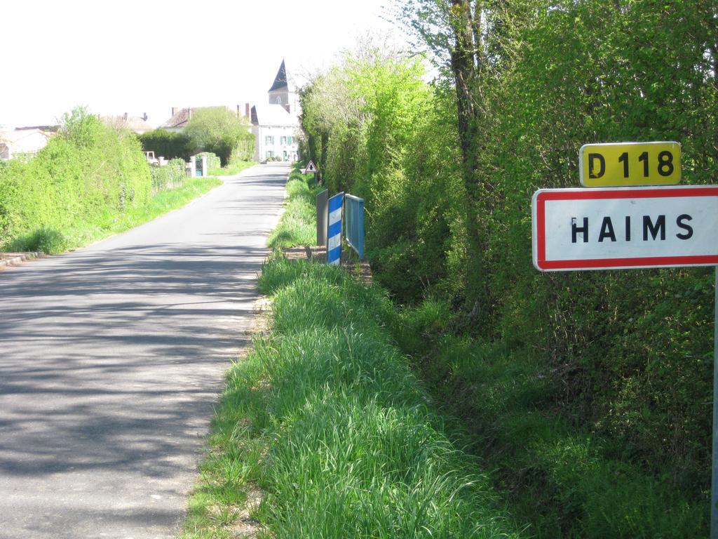 Le Petit Cochon Chambre D' Hotes Haims Bagian luar foto